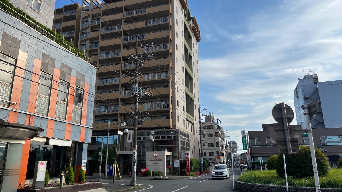 新狭山ホテル周辺の住宅街の様子