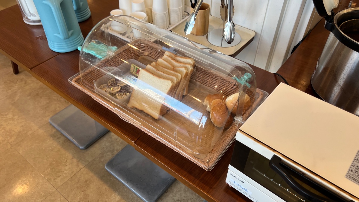ホテルフィットの朝食のパン