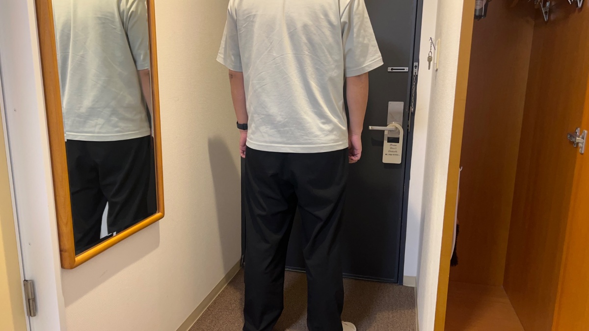ホテルフィットのドアまでの通路の幅