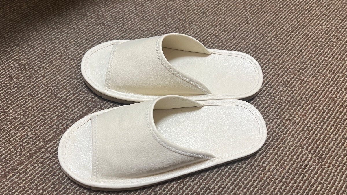 ホテルフィットの備え付けスリッパ